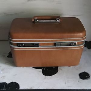 Samsonite Train Case